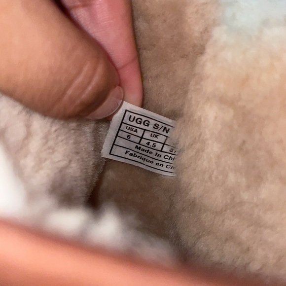 Uggs with silver and brown sequins - Picture 3 of 5